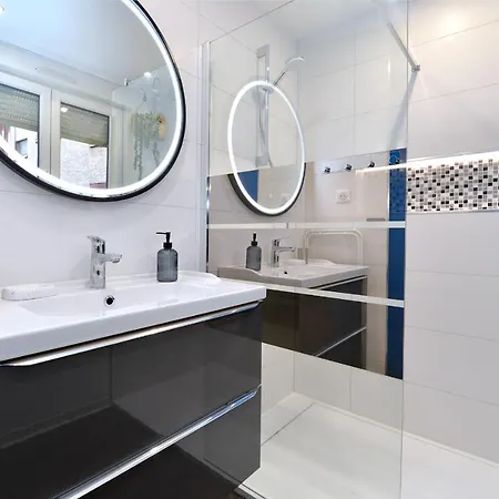 Les Du Centre Historique 科尔马