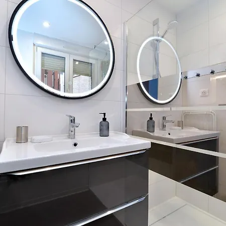 Les Du Centre Historique 公寓